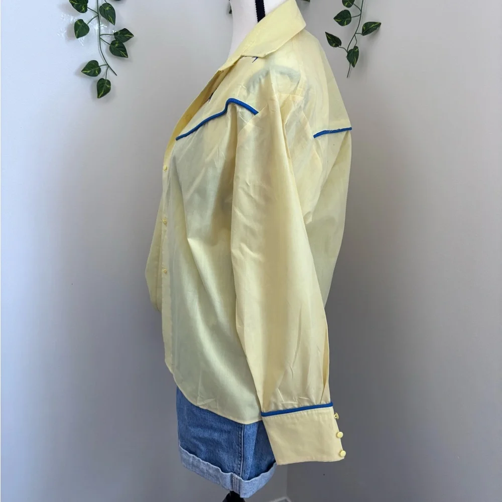 Vintage-Inspired Yellow Western Embroidered Blouse - Picture 4 of 7